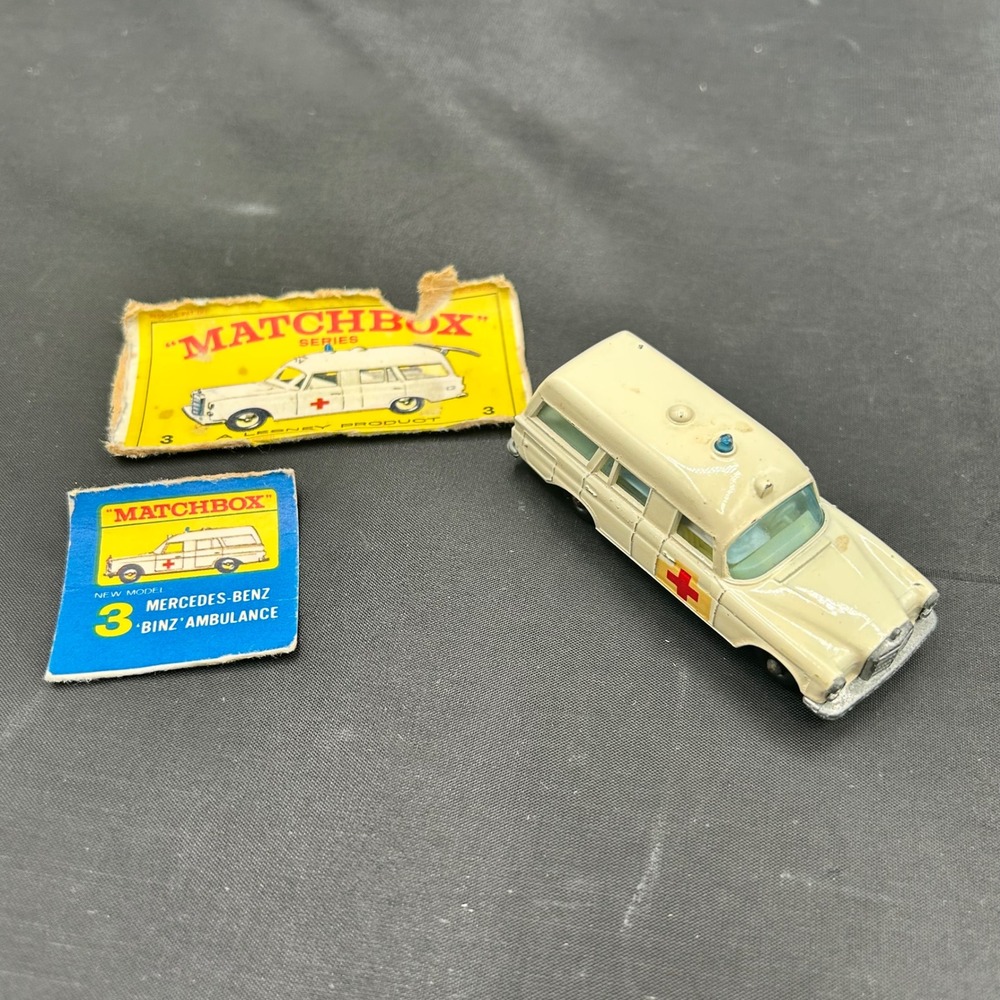 Matchbox Lesney No 3 Mercedes Benz Binz Ambulance Cream England Box Panels Guy